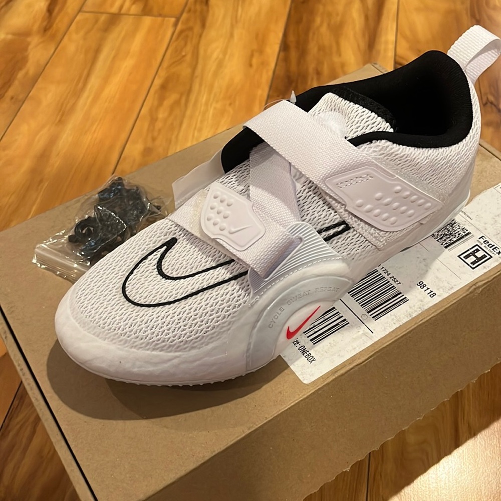 Men’s 7.5 Nike Superrep cycle 2 NN (NEW)